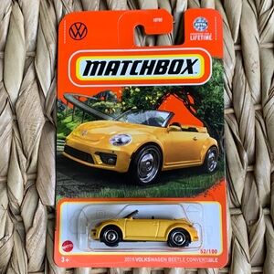 2019 Volkswagen Beetle German Car Matchbox Convertible Yellow VW Bug New 2024
